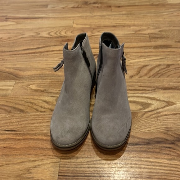 Very gently used BLONDO waterproof boots - Picture 4 of 11